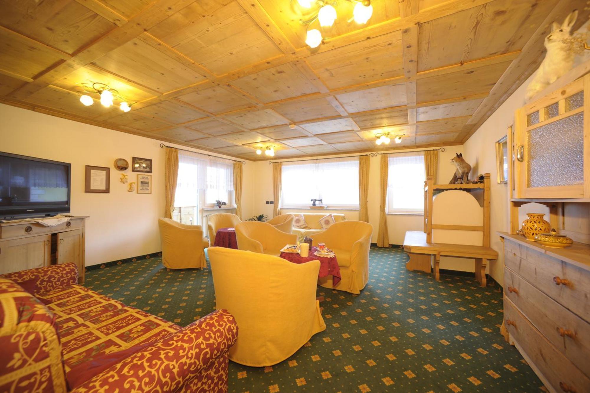 Alpstyle Hotel Albolina Wellness & Beauty Canazei Exterior photo